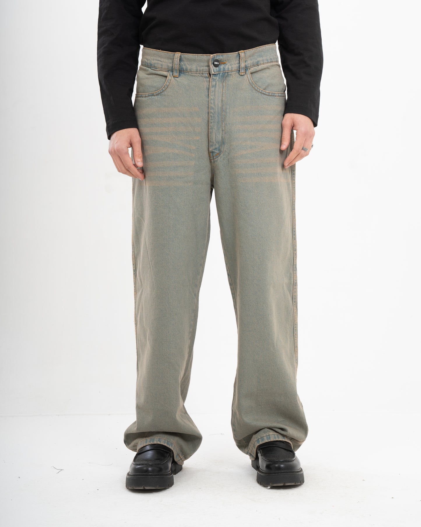 LOOSE FIT DENIM 2