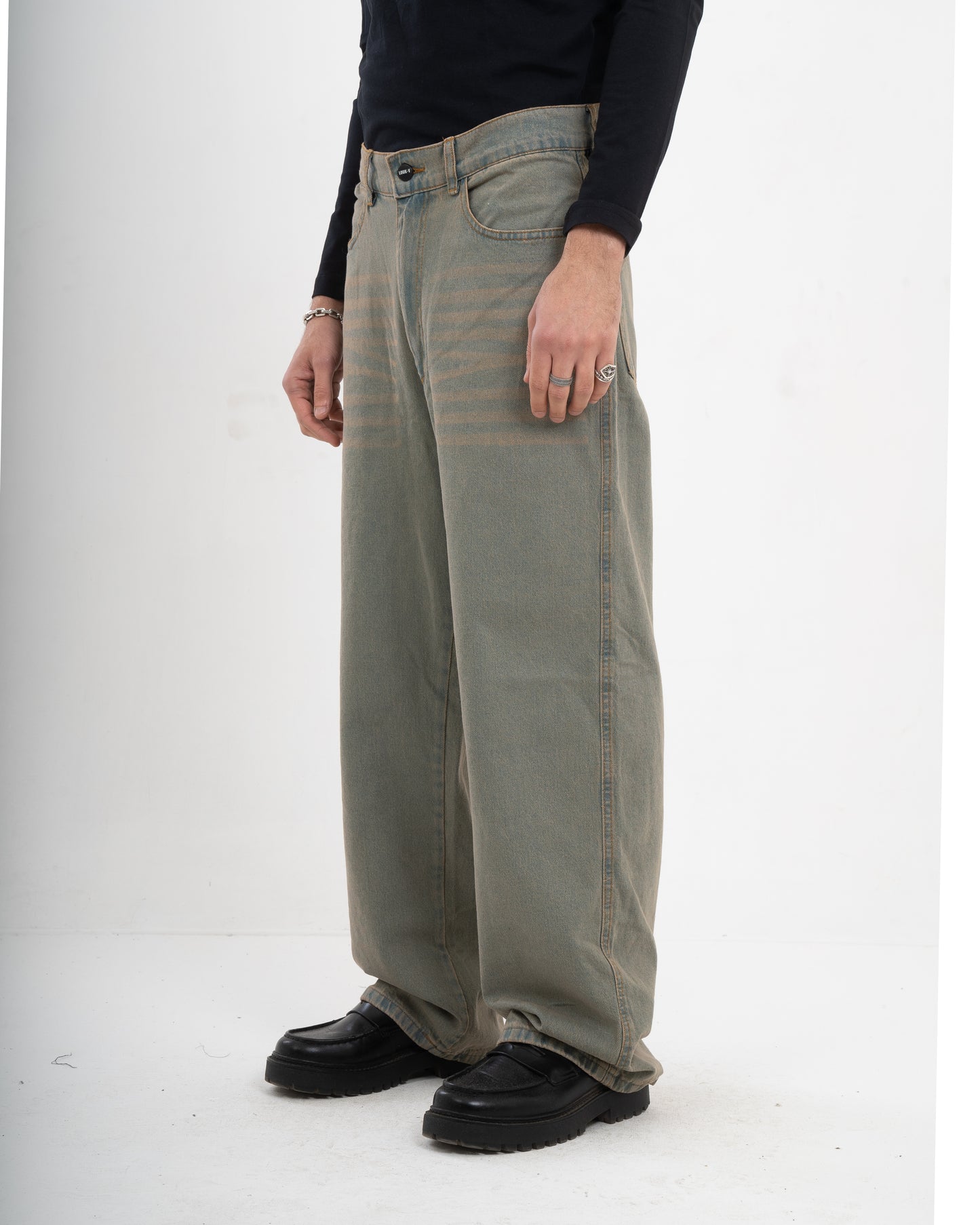 LOOSE FIT DENIM 2