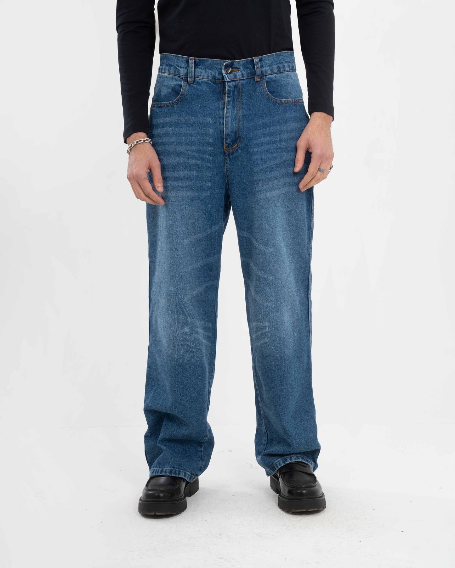 LOOSE FIT DENIM 4