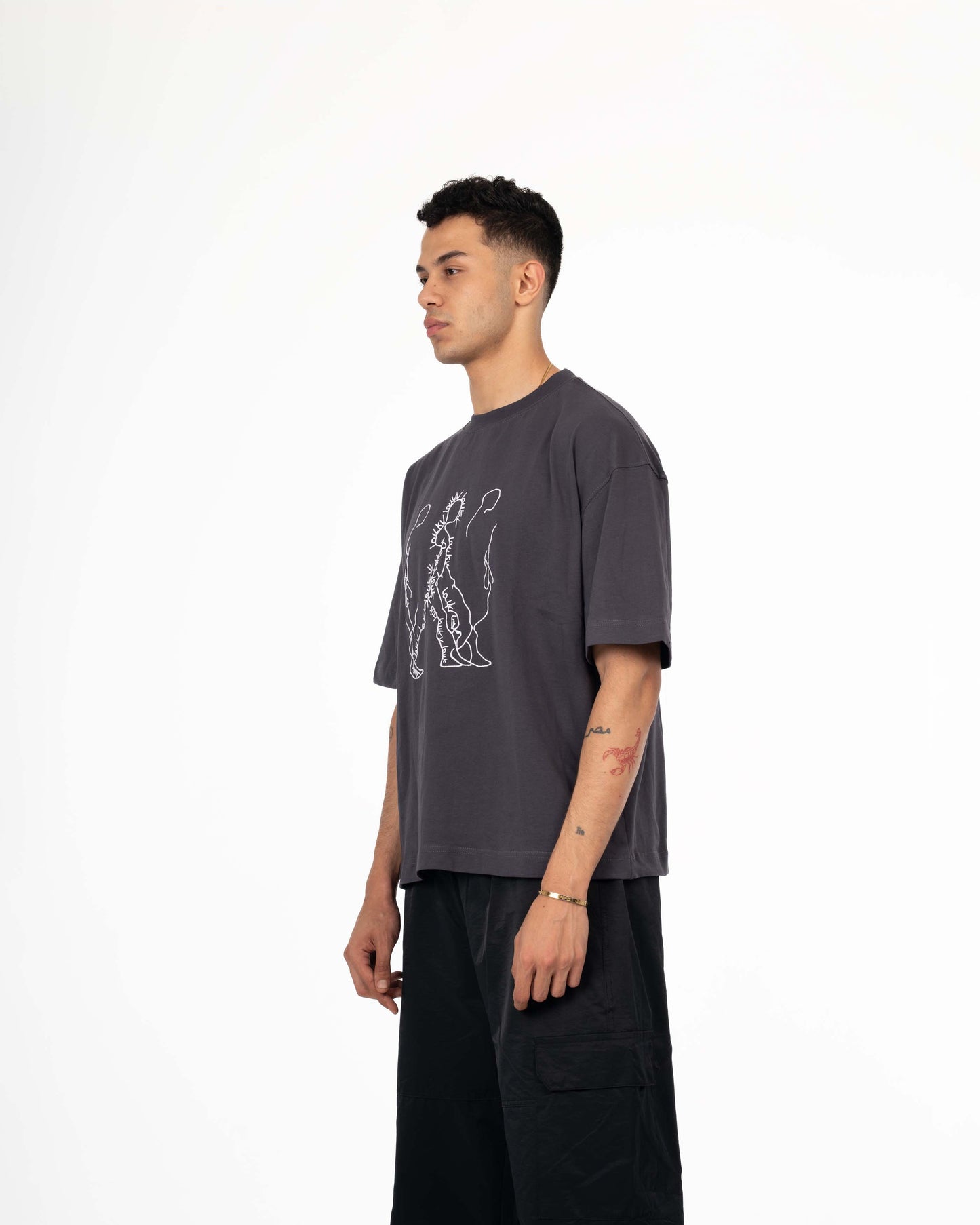 T-SHIRT LOUK-V SOCIETY