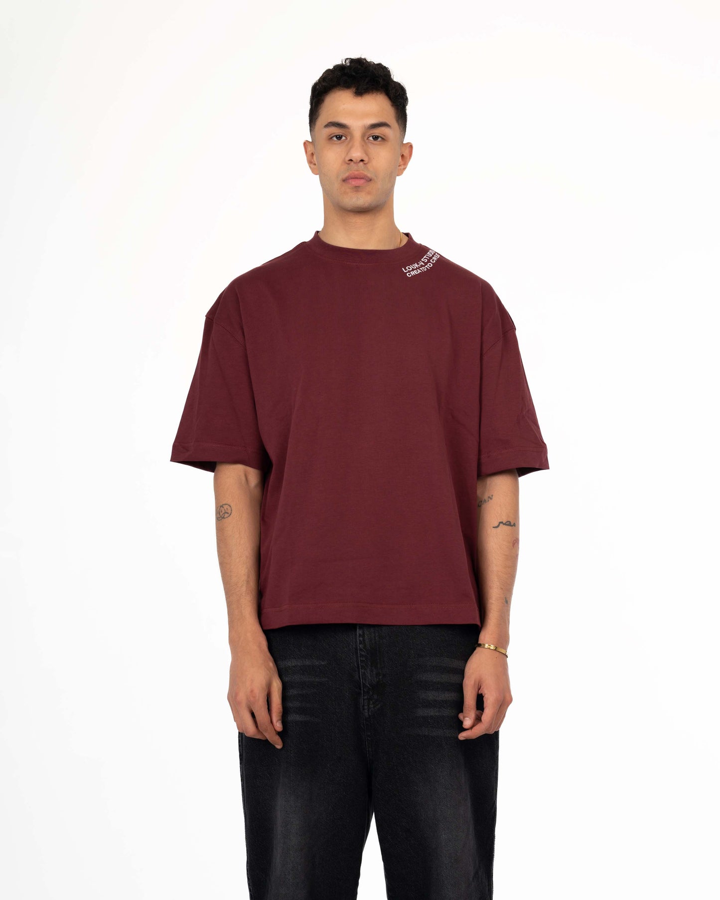 T-SHIRT LOUK-V STUDIO