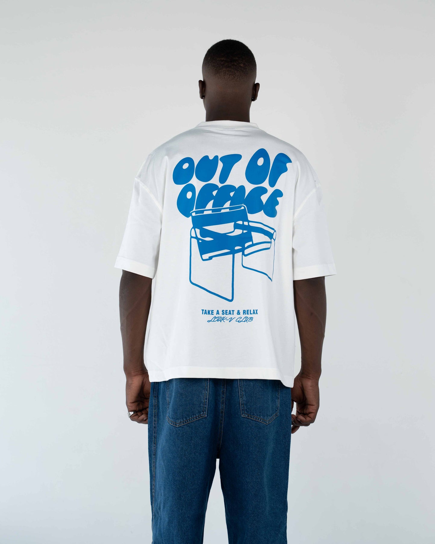 T-SHIRT OUT OF OFFICE