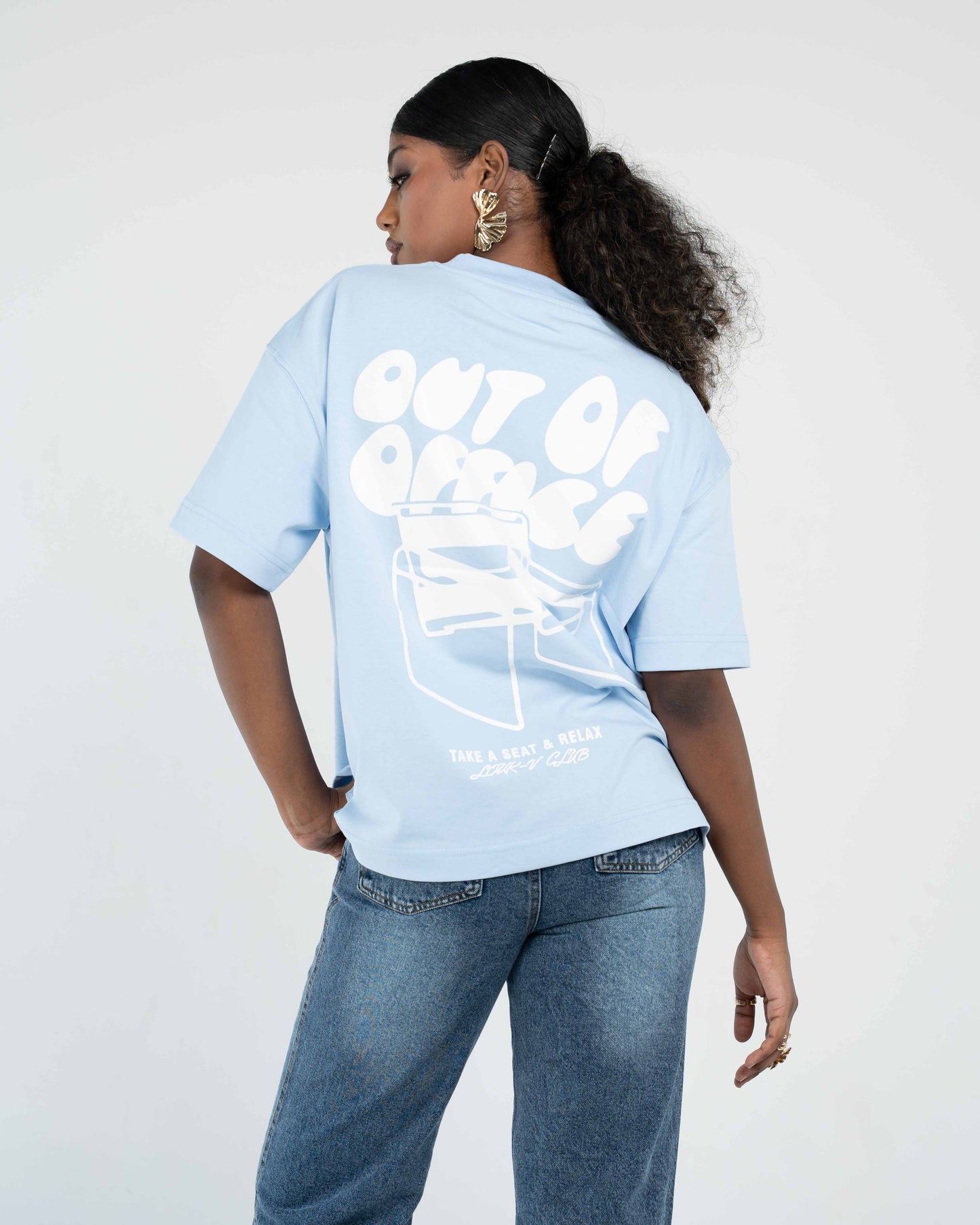 T-SHIRT OUT OF OFFICE